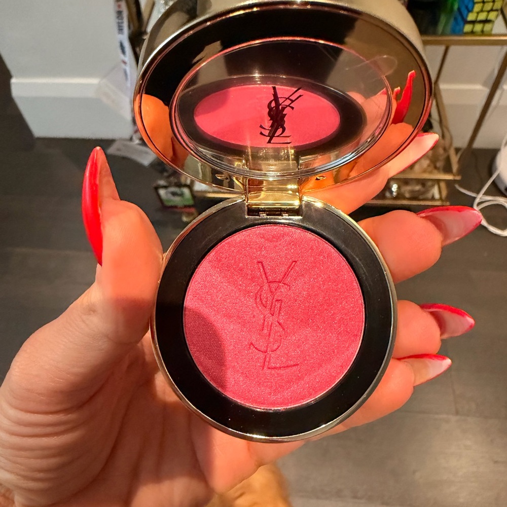 Yves Saint Laurent Make Me Blush 24H Buildable Powder Blush 66 fuchsia fizz NWT - Picture 6 of 7